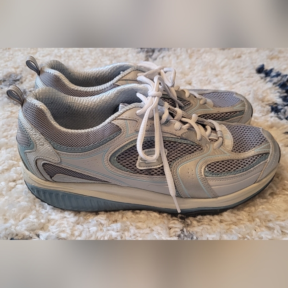 Skechers Womens Athletic Shoes Size 10M Shape Ups Leather White Blue Silver - Picture 4 of 9